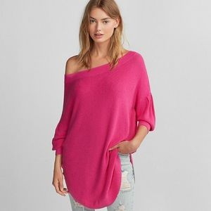 NWT Express Volume Sleeve Top
